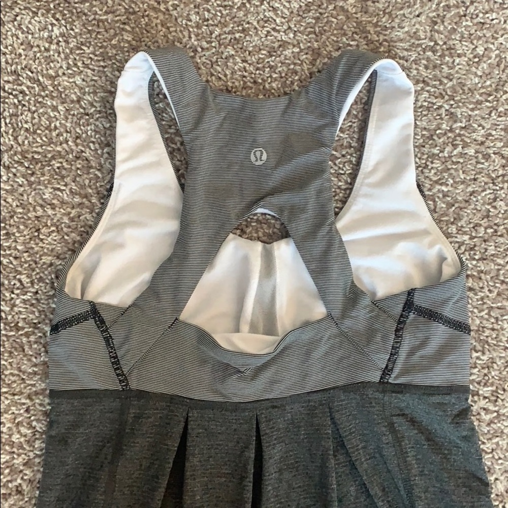 Lululemon top - Picture 3 of 5